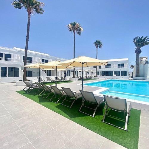Puerto Del Carmen Airconditioned 2Bed Poolside Apt Eksteriør bilde